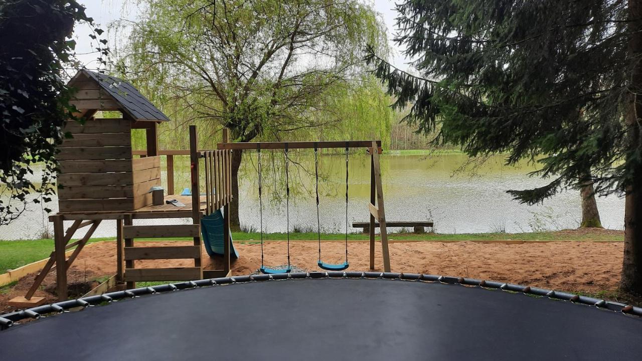 Les Etangs Du Moulin D'Harcy Bed & Breakfast Lonny Exterior photo